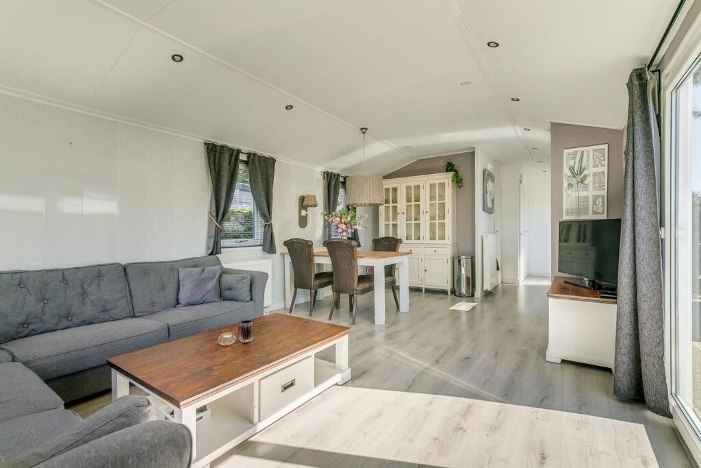 4-Pers. Chalet Met Eigen Parkeerplaats In Veluwe Villa Putten Luaran gambar